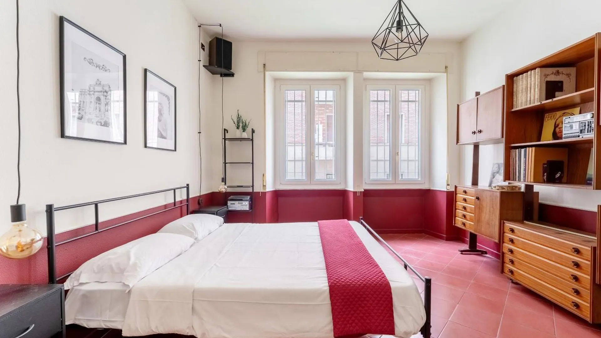 Apartment Maroon Flat Colosseo, 800 Mt From Amphitheater